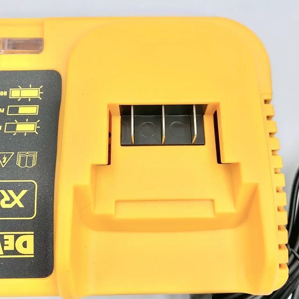Зарядний пристрій Dewalt, зарада для акумуляторів девольт 2476113373 фото